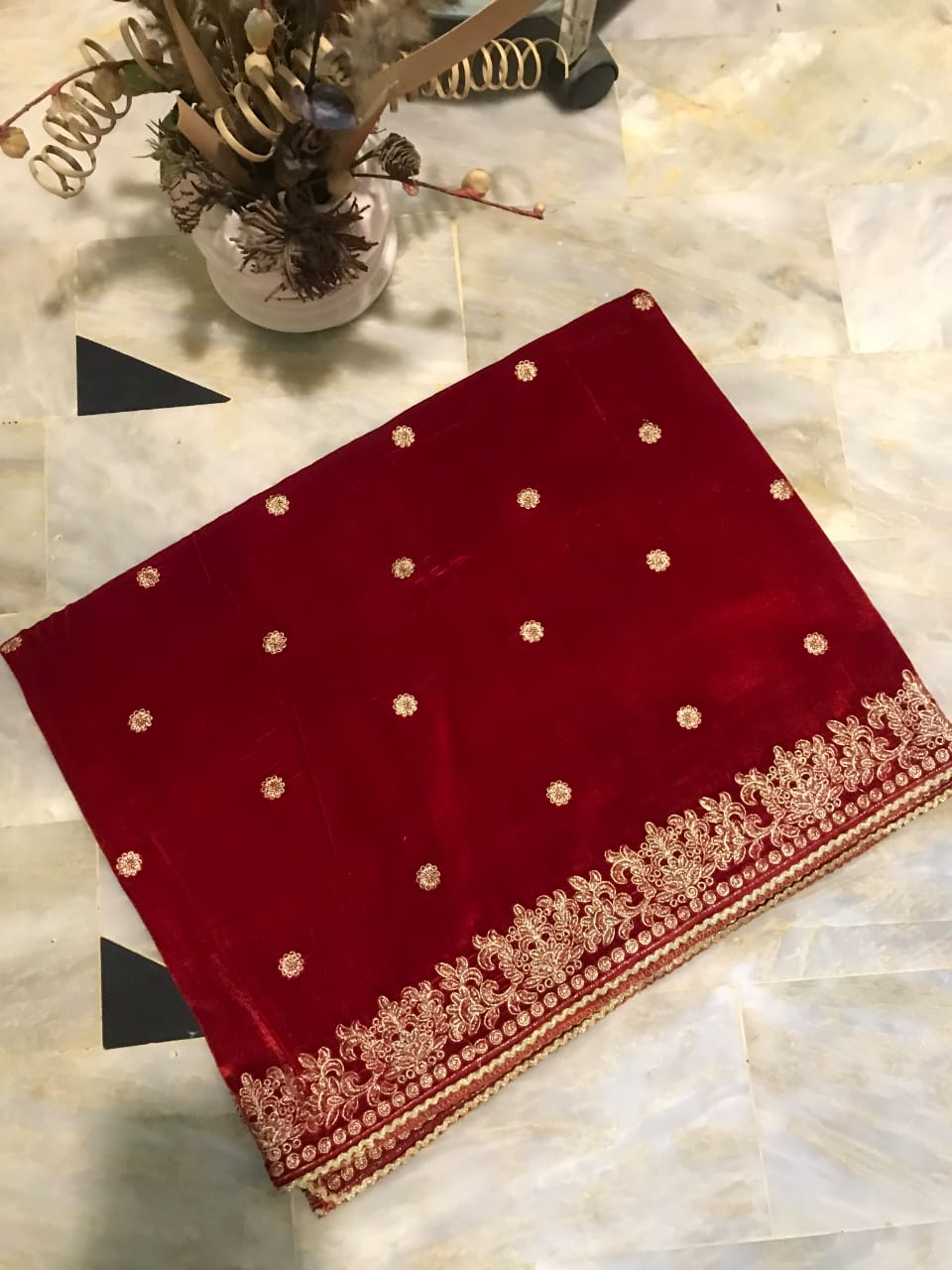 WINTER SHAWLS For Girls. FOUR SIDE BORDER WITH EMBRODIED WORK Original 90 inch Shawl 100% Pure Microvelvet