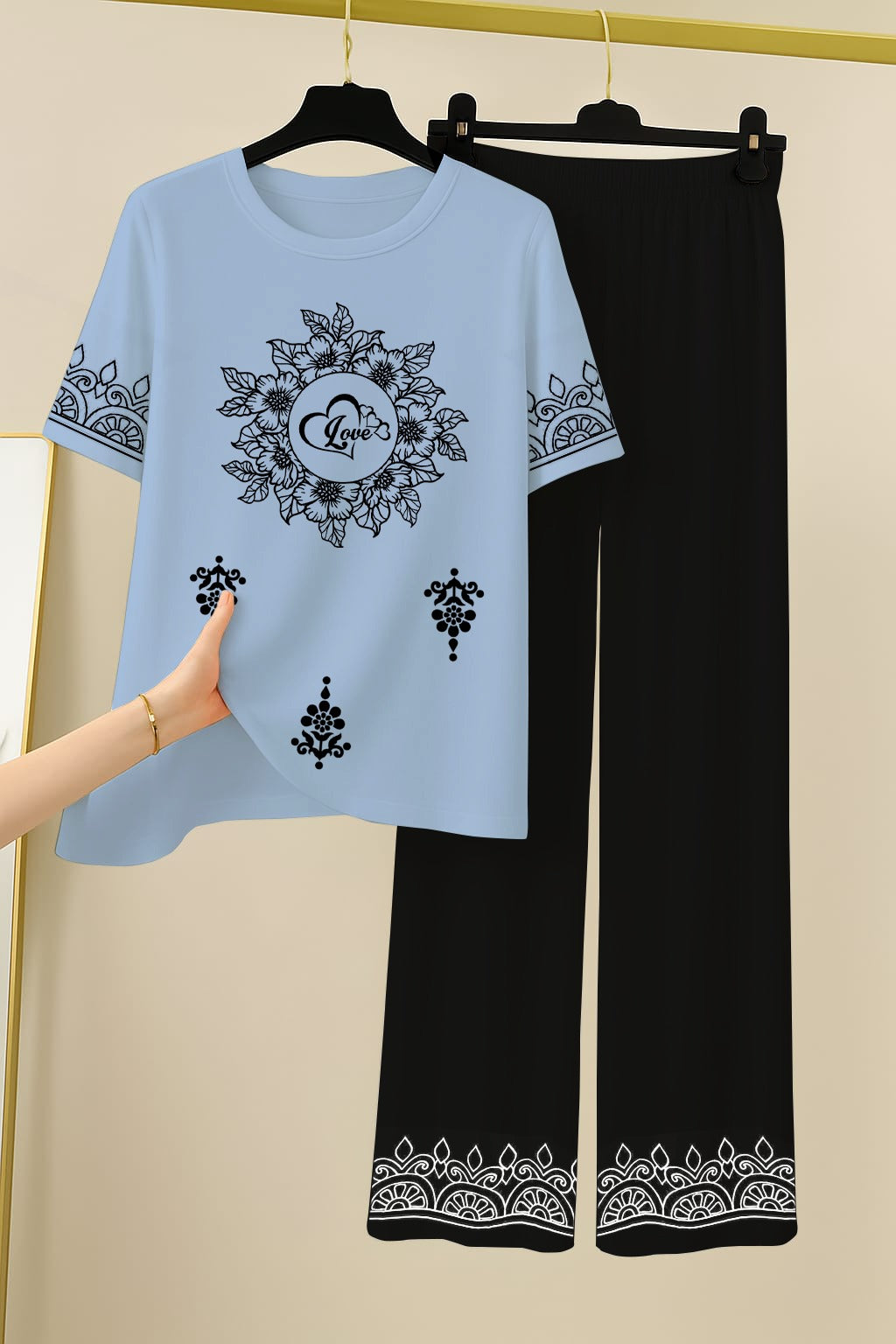 Women Night Suite - Love 💗 Printed Night Suits for Girls and Womens.
