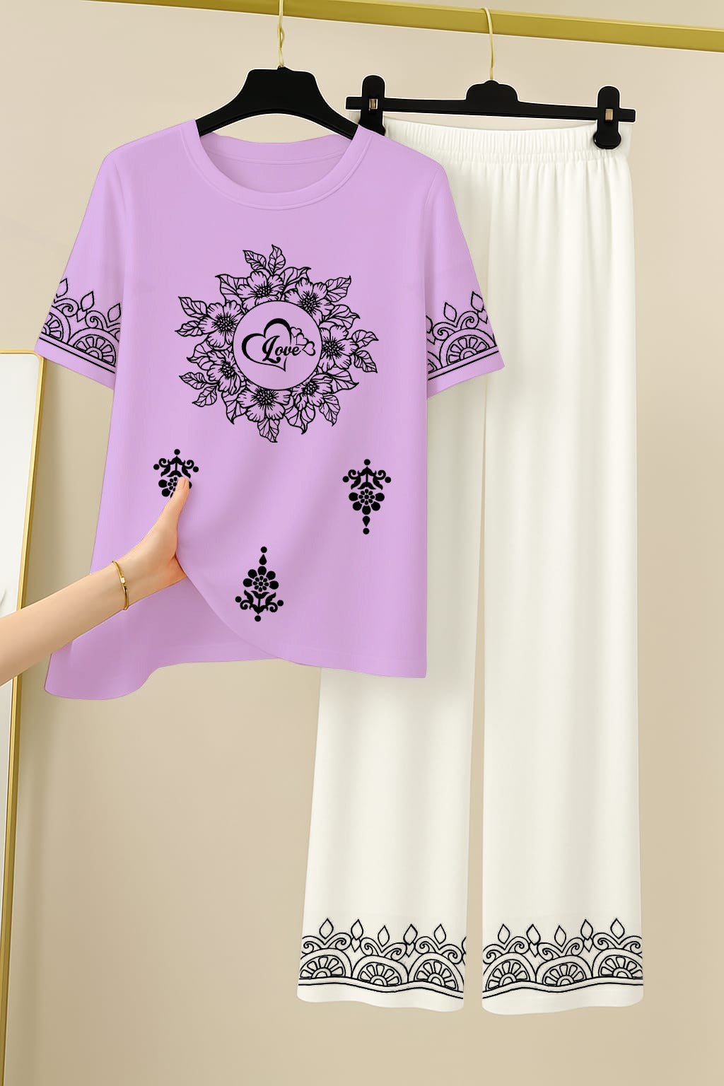 Women Night Suite - Love 💗 Printed Night Suits for Girls and Womens.