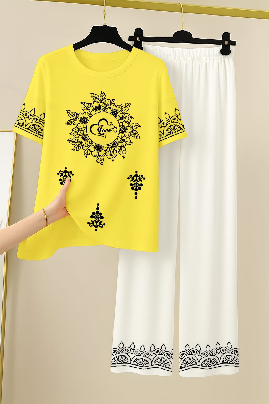 Women Night Suite - Love 💗 Printed Night Suits for Girls and Womens.
