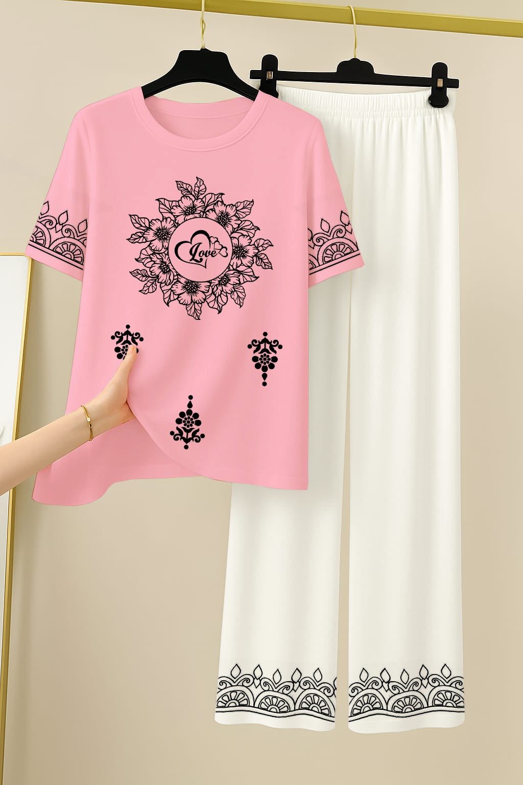 Women Night Suite - Love 💗 Printed Night Suits for Girls and Womens.