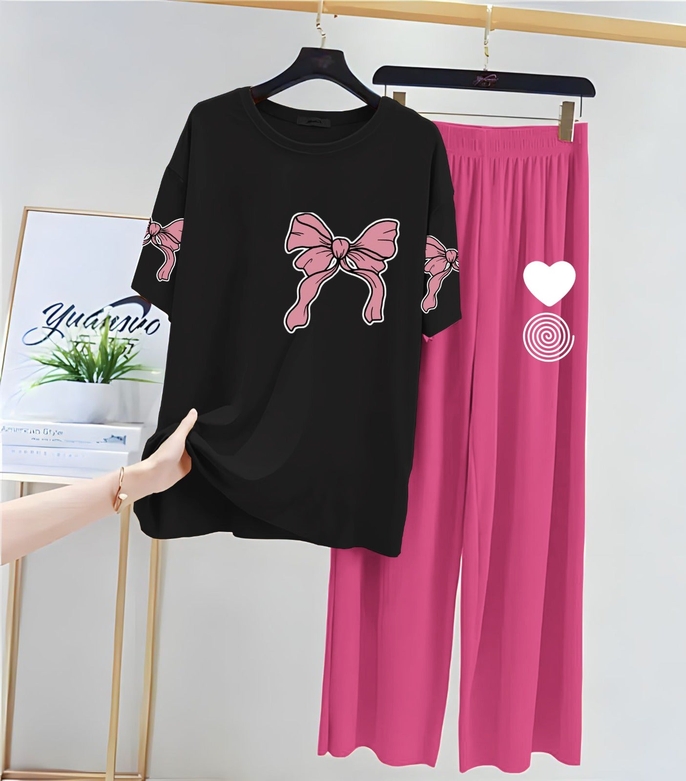 Women Night Suits - Pink Flower 🩷 Printed Night Suits for Girls and Womens.