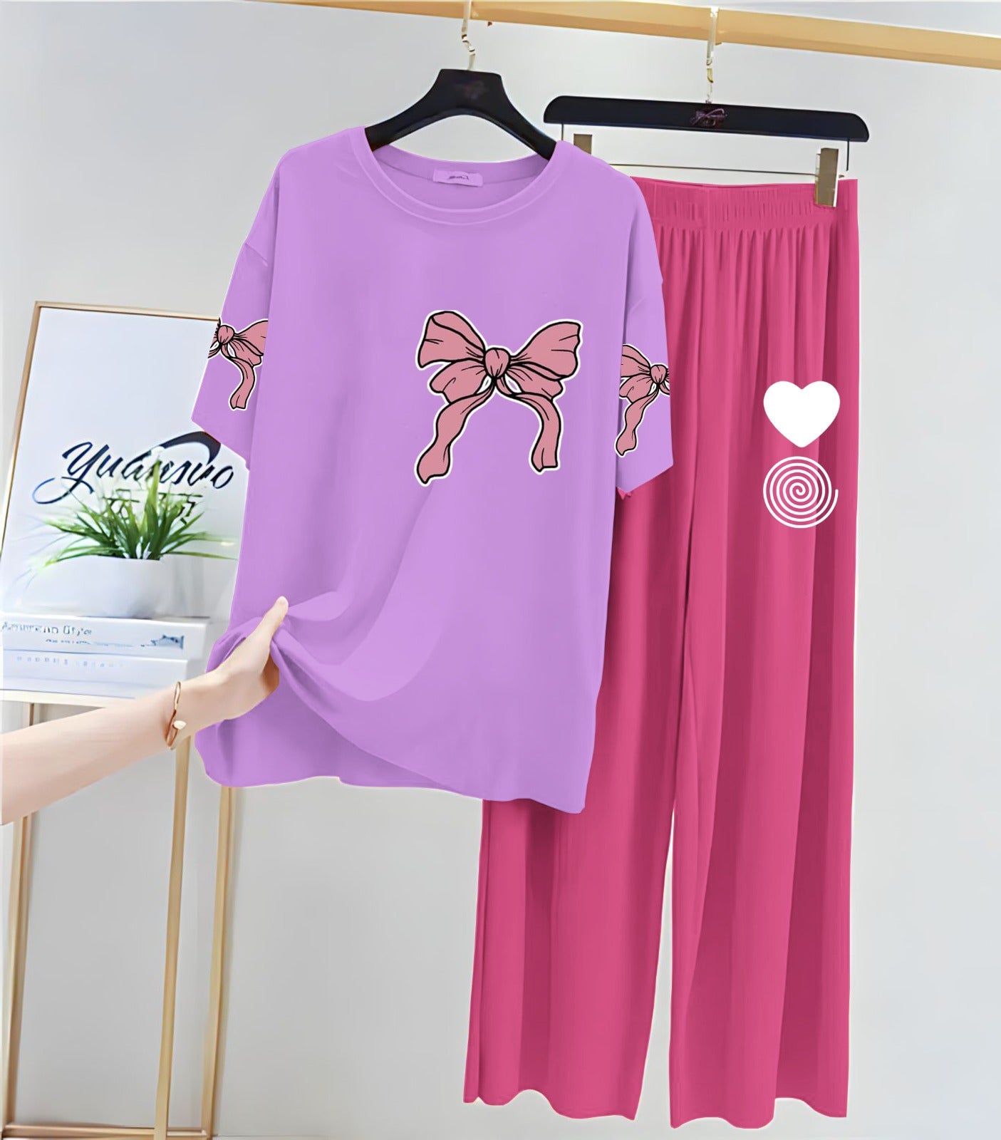 Women Night Suits - Pink Flower 🩷 Printed Night Suits for Girls and Womens.