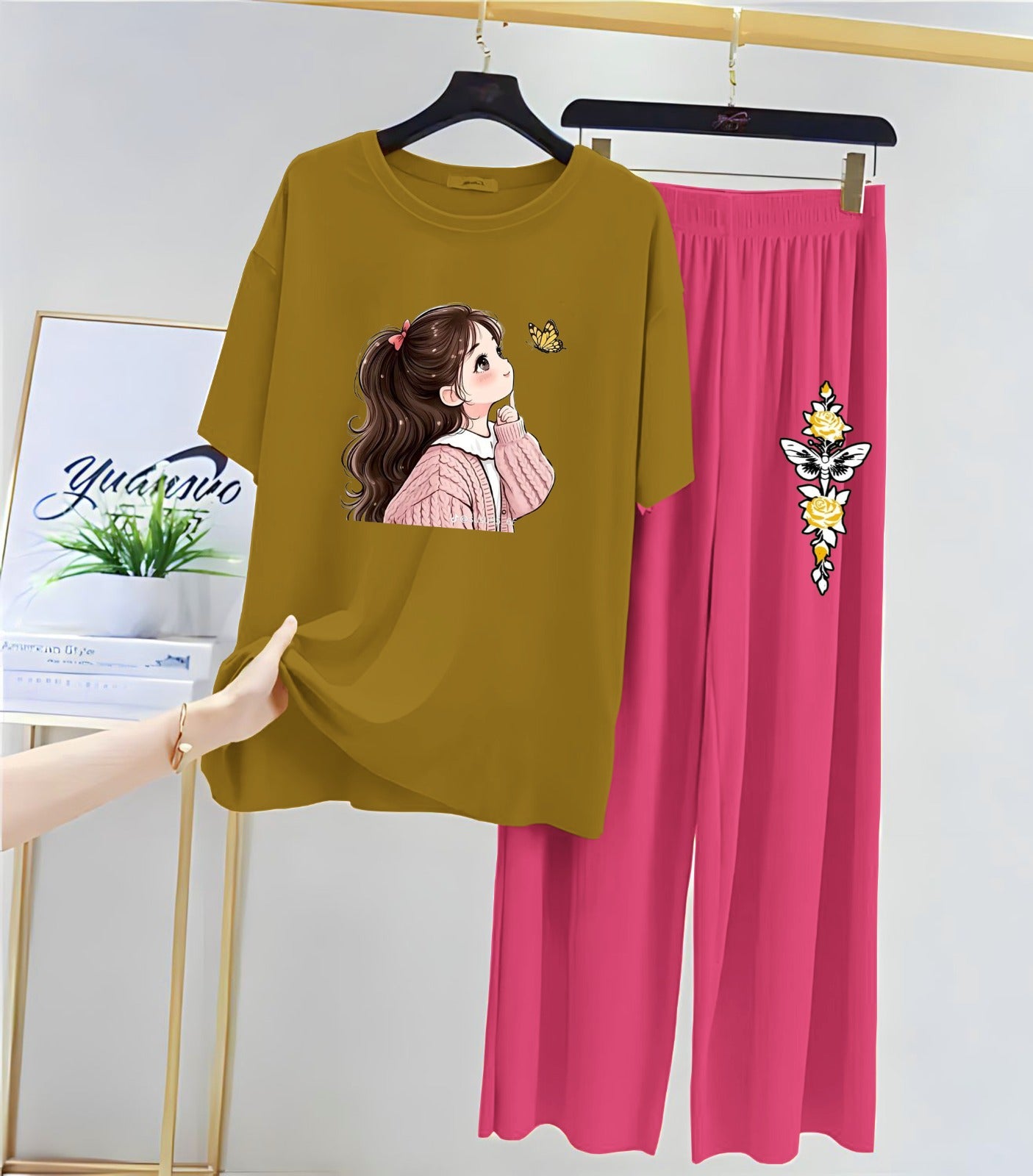 Printed Lounge Wear Night Suits for Girls and Womens
