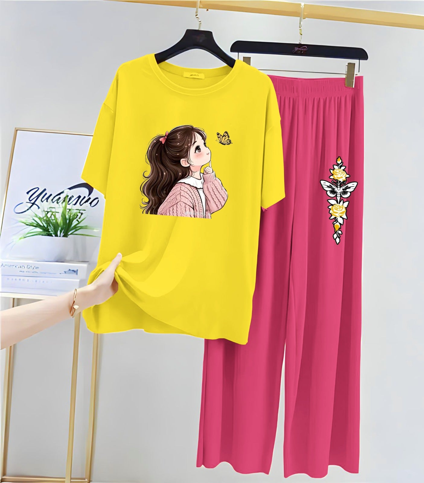 Printed Lounge Wear Night Suits for Girls and Womens