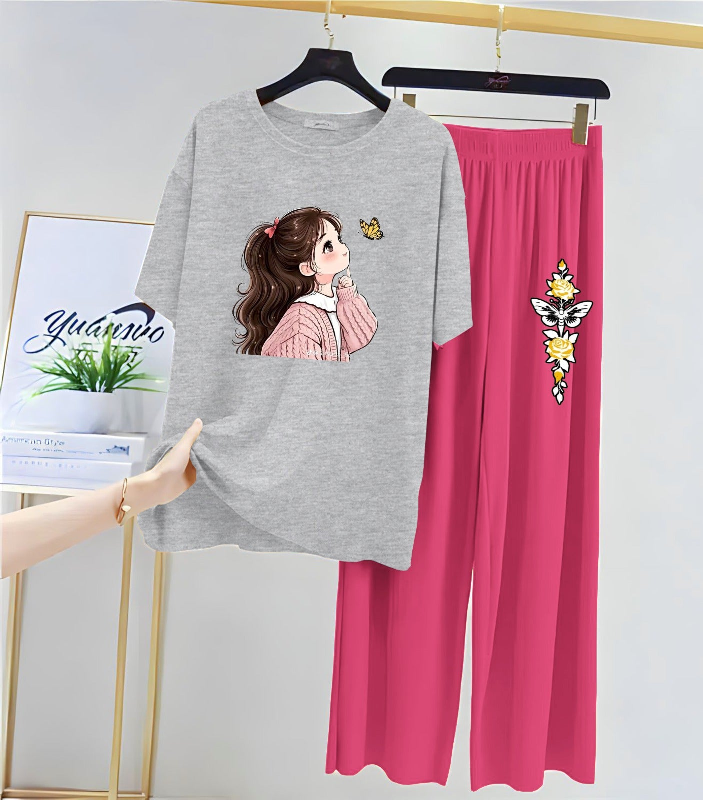 Printed Lounge Wear Night Suits for Girls and Womens