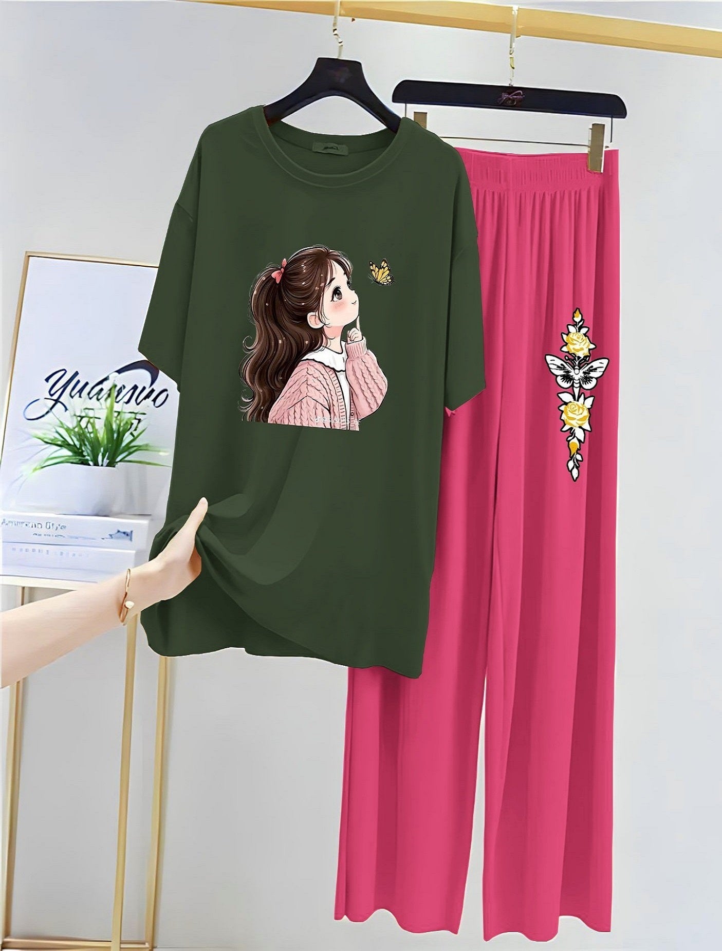 Printed Lounge Wear Night Suits for Girls and Womens