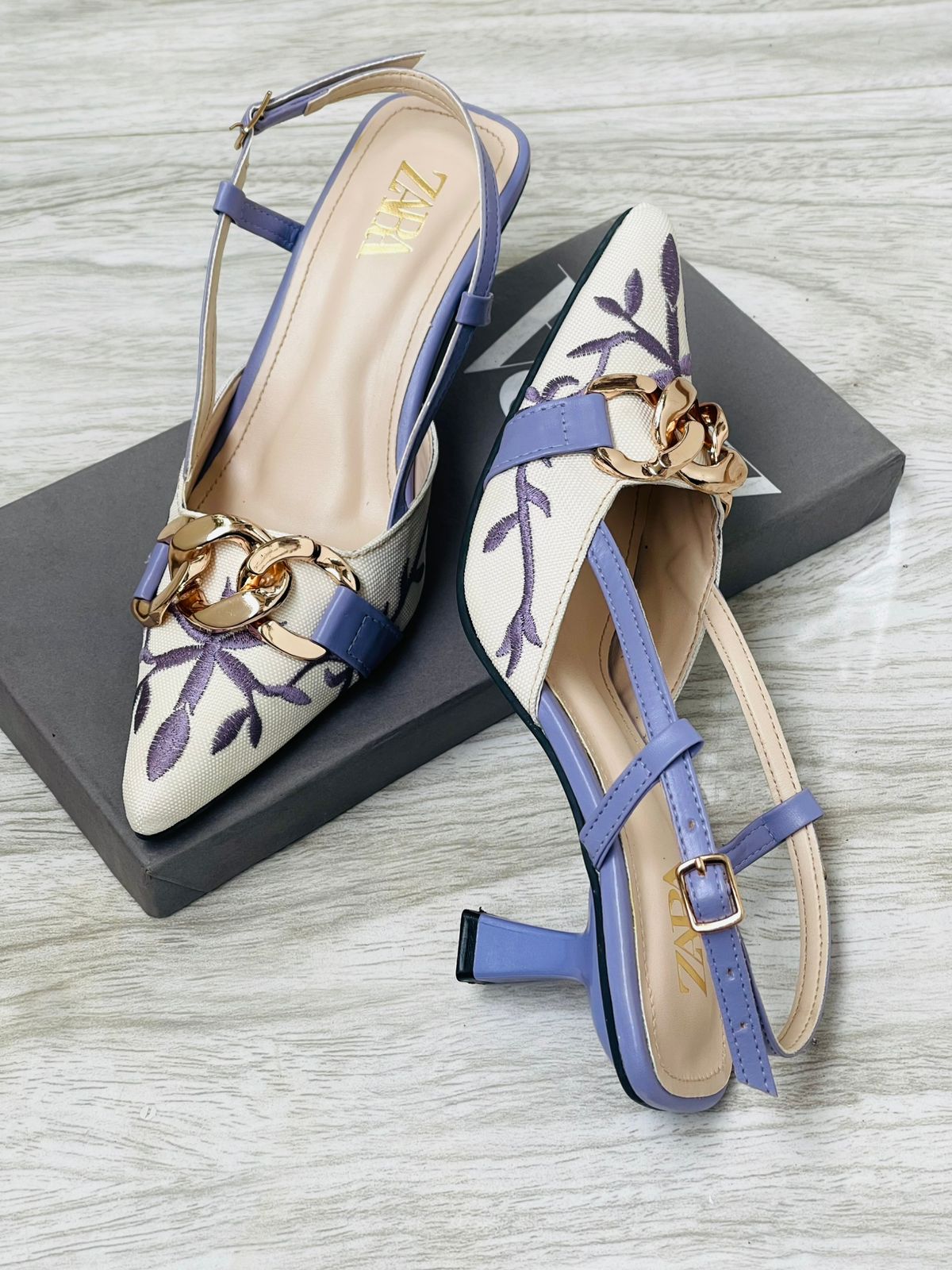 ZARA EMBROIDERED HEELS