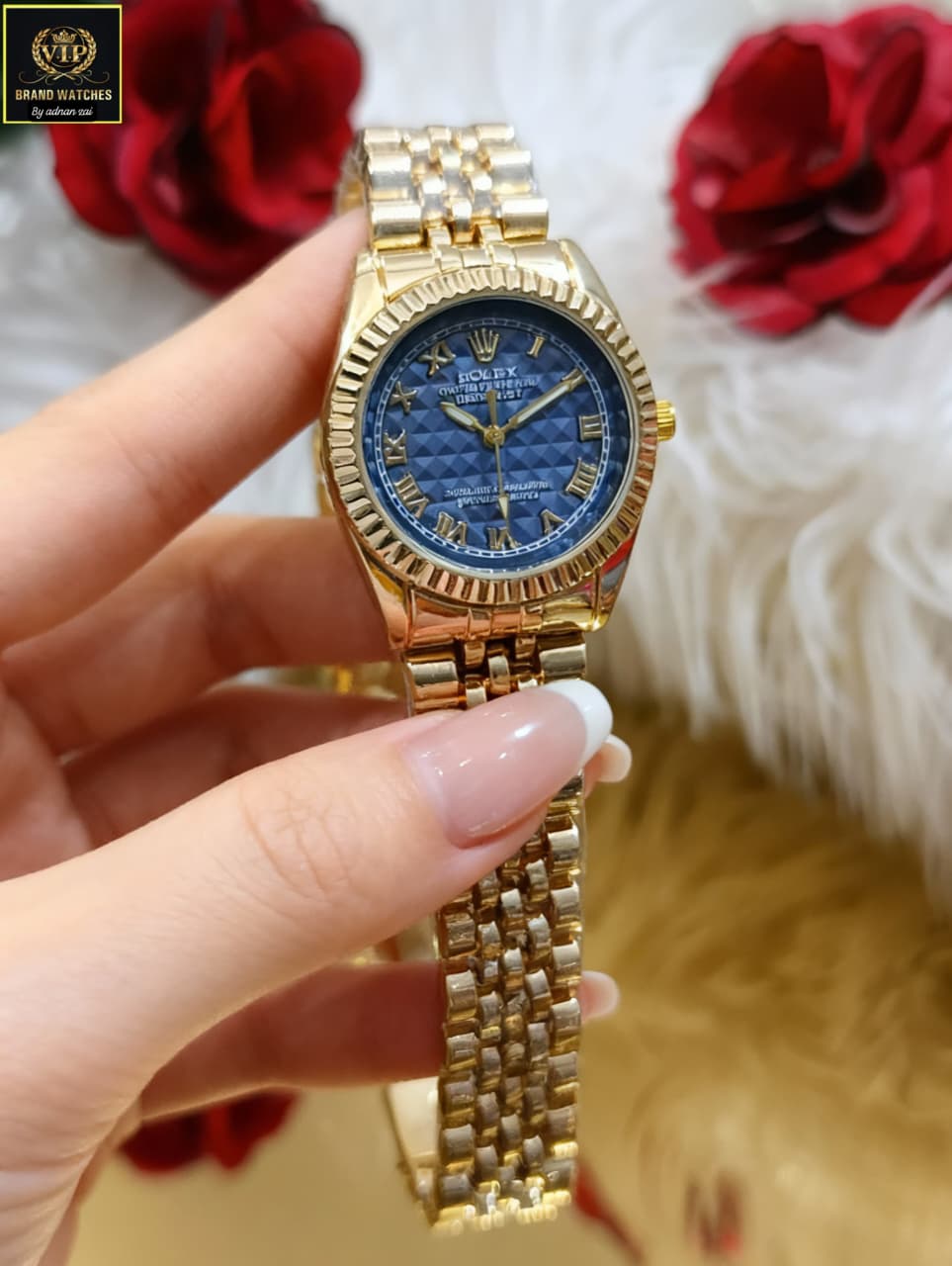 ROLEX GIRL'S BRASS CHAIN WATCH ⌚  ROLEX GIRL'S BRASS CHAIN WATCH ⌚  GOOD LOOKING ROLEX DIAL⬅ MASTER STEEL LOCK ⬅ GOOD LOOKING ROLEX DIAL⬅ MASTER STEEL LOCK ⬅