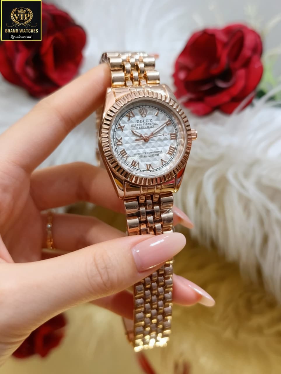 ROLEX GIRL'S BRASS CHAIN WATCH ⌚  ROLEX GIRL'S BRASS CHAIN WATCH ⌚  GOOD LOOKING ROLEX DIAL⬅ MASTER STEEL LOCK ⬅ GOOD LOOKING ROLEX DIAL⬅ MASTER STEEL LOCK ⬅