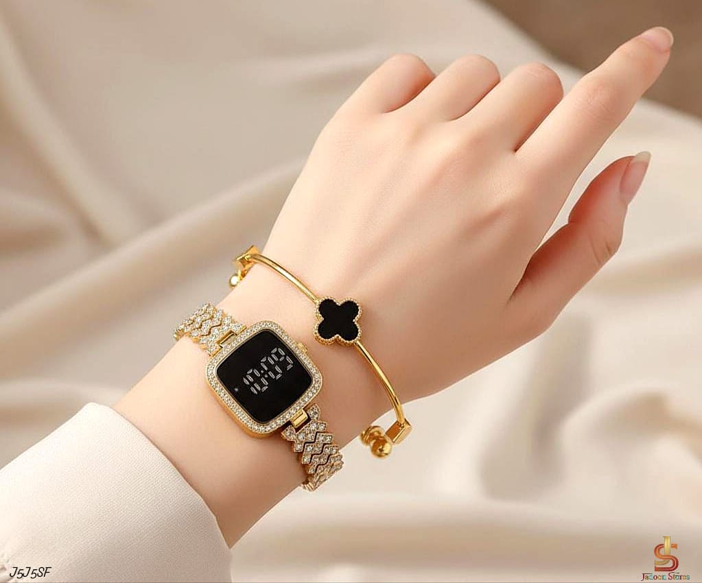 *_💎 Fancy Beautifull 2Pc Deal Watch+Bangel For Her 👰🏼♀👩🏼💼  💎 `Available In Golden Colour`