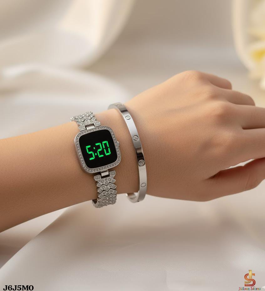 *_💎 Fancy Beautifull Stainless Sleel Cartier Handcuff+Watch 2pc Deal For Her👰🏼♀👩🏼💼_*  💎Premium Quality✅